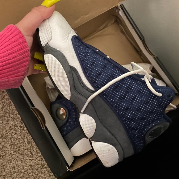 Air Jordan retro 13 size 4Y - Picture 3 of 3